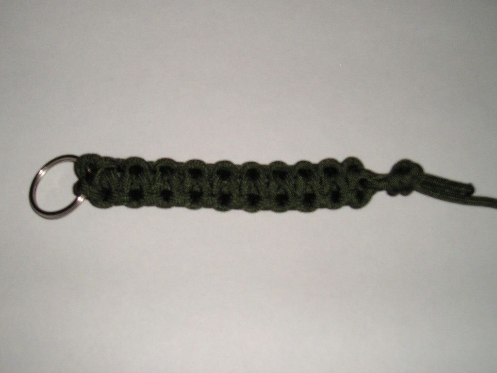Paracord lanyard DIY Projects Guide